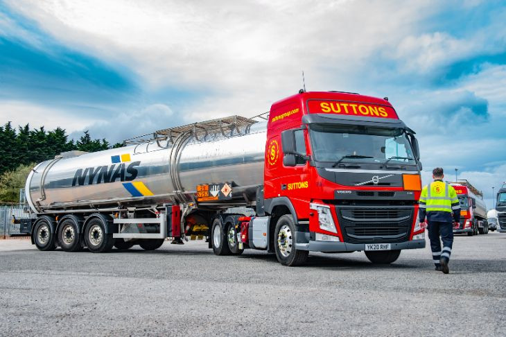 bitumen tanker