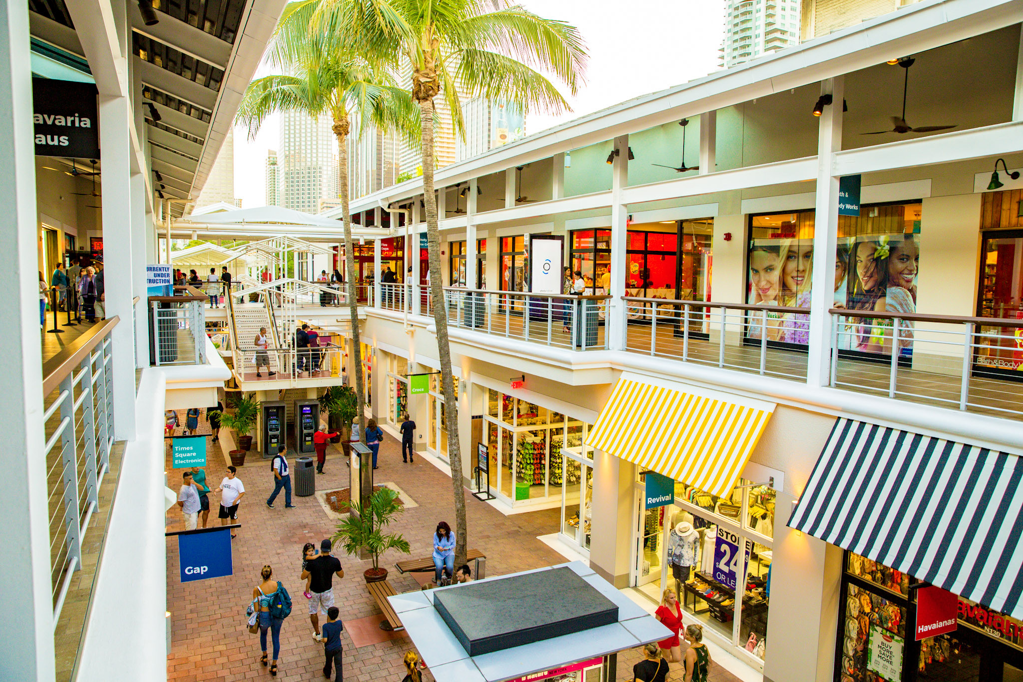 Round trip shuttle transportation to Sawgrass Mills mall.
