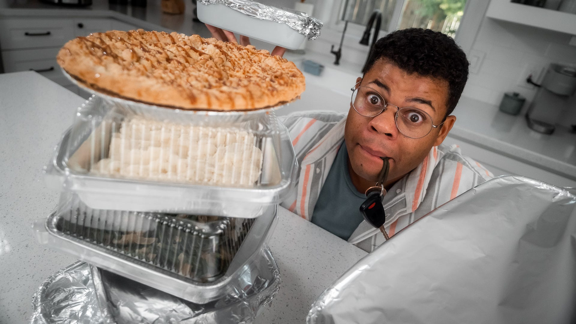 Insulated Food Carrier for Hot Food Transport